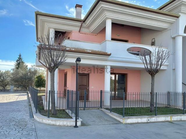 Appartamento in vendita di 95 m² in Contrada Mancini, 136