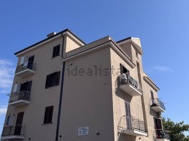 Appartamento in vendita di 95 m² in Contrada Michelina, 85