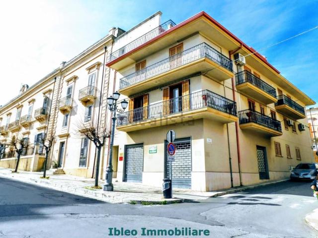Appartamento in vendita di 95 m² in Corso Garibaldi, 9