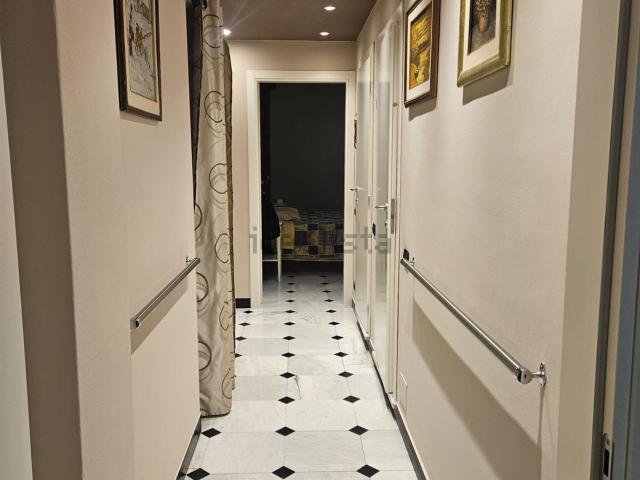 Appartamento in vendita di 95 m² in Corso Giuseppe Garibaldi, 12