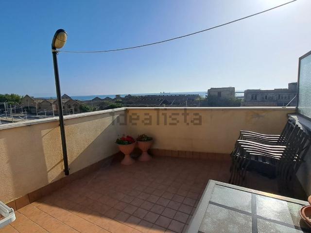 Appartamento in vendita di 95 m² in Corso vicoletto samo, 381