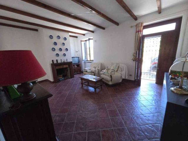 Appartamento in vendita di 95 m² in Frazione Fornace, 8