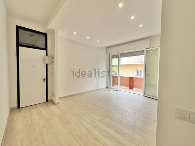 Appartamento in vendita di 95 m² in Lungomare Grazia Deledda, 94