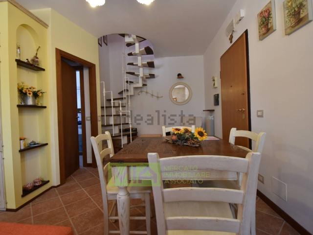 Appartamento in vendita di 95 m² in Località Montazzolino