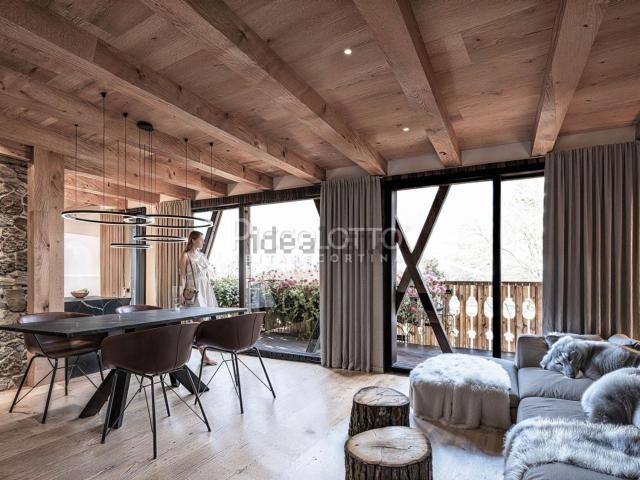 Appartamento in vendita di 95 m² in Località Zuel di Sopra