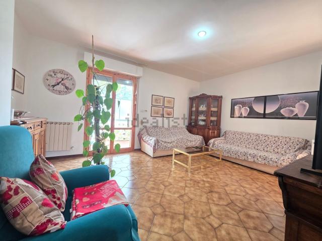 Appartamento in vendita di 95 m² in Piazza Kurgan, 16