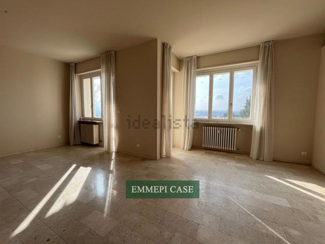 Appartamento in vendita di 95 m² in Strada provinciale breo piazza