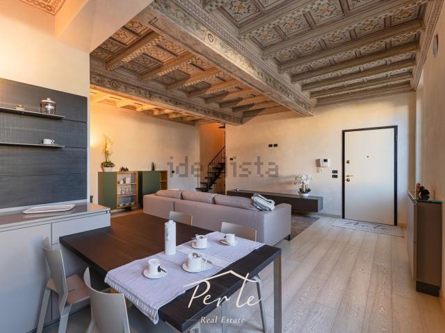 Appartamento in vendita di 95 m² in Via Teatro Vecchio, 19