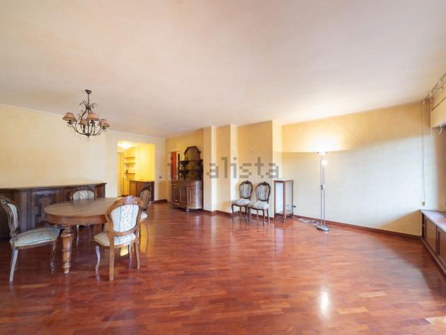 Appartamento in vendita di 95 m² in Via Tevere, 7