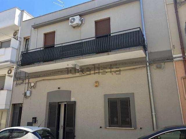 Appartamento in vendita di 95 m² in Via Thaon de Revel, 112