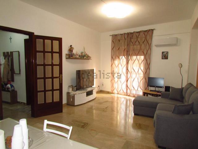 Appartamento in vendita di 95 m² in Via Valverde, 48