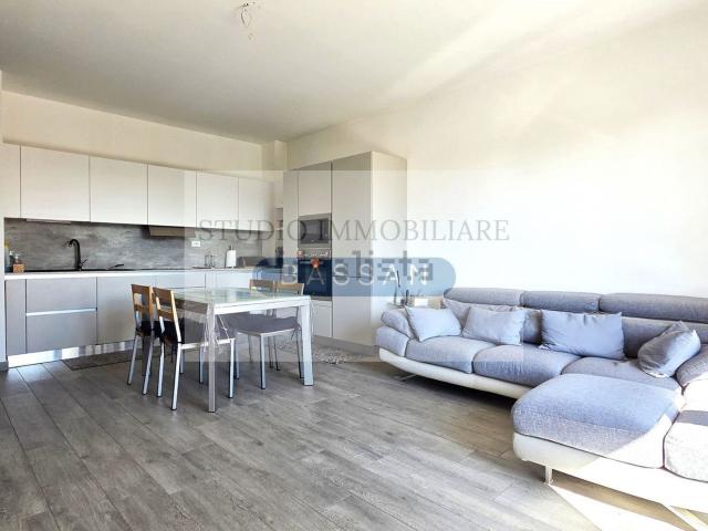 Appartamento in vendita di 95 m² in Via Varesina, 12