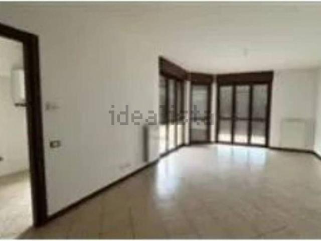 Appartamento in vendita di 95 m² in Via Vecchia Alzate, 190
