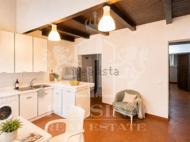 Appartamento in vendita di 95 m² in Via Vinazzetti