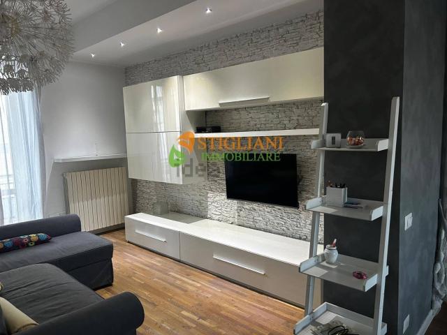 Appartamento in vendita di 95 m² in Via Vincenzo Tiberio, 30
