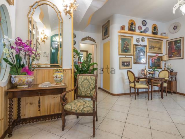 Appartamento in vendita di 95 m² in Via Vincenzo Minardi