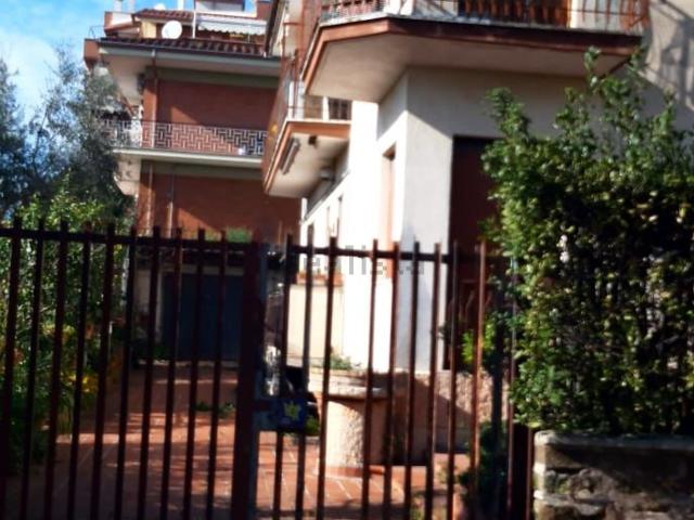 Appartamento in vendita di 95 m² in Via Vignale