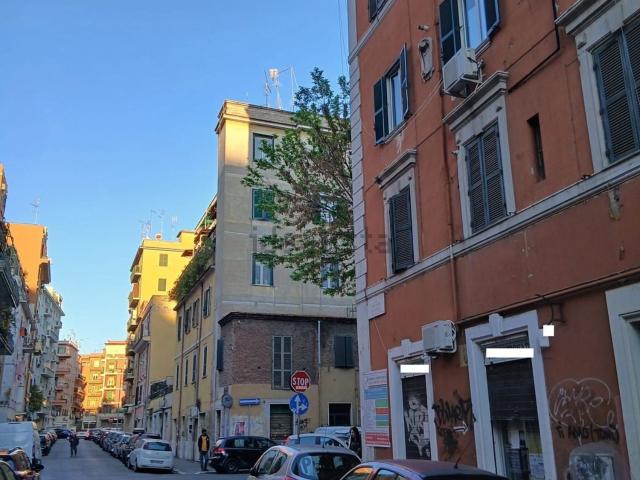 Appartamento in vendita di 95 m² in Via Visconte Maggiolo