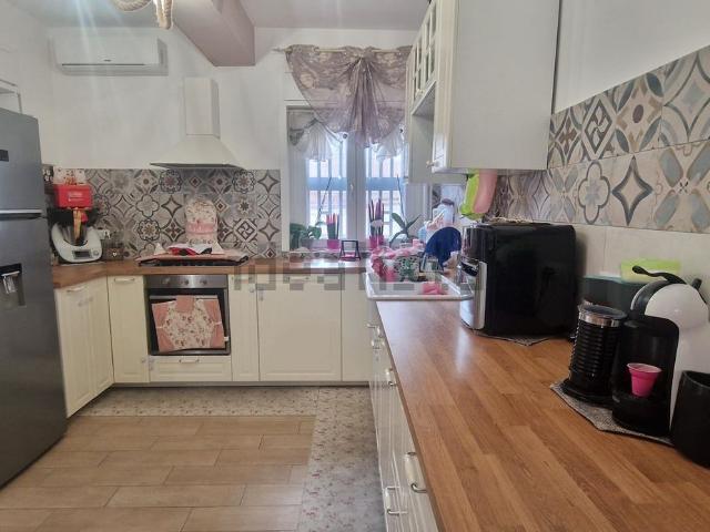 Appartamento in vendita di 95 m² in Via XXV Aprile