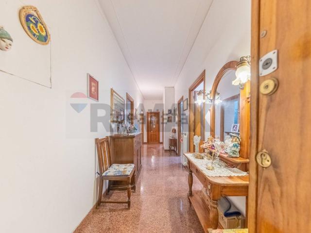 Appartamento in vendita di 95 m² in Via XXV Aprile, 30
