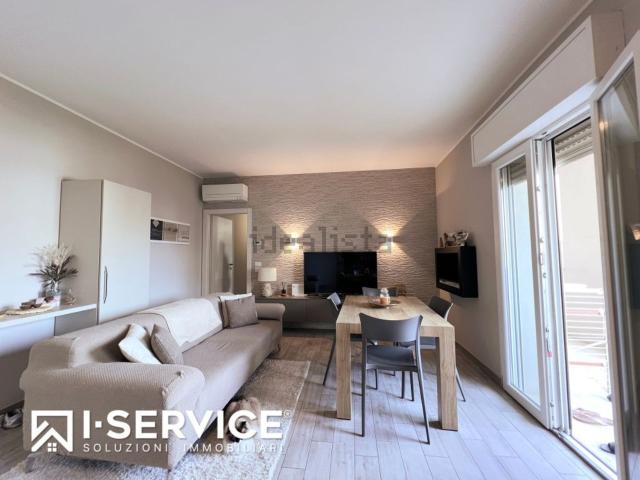 Appartamento in vendita di 95 m² in Via A. Balbi, 6