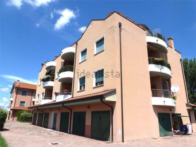 Appartamento in vendita di 95 m² in Via A. Gramsci, 22