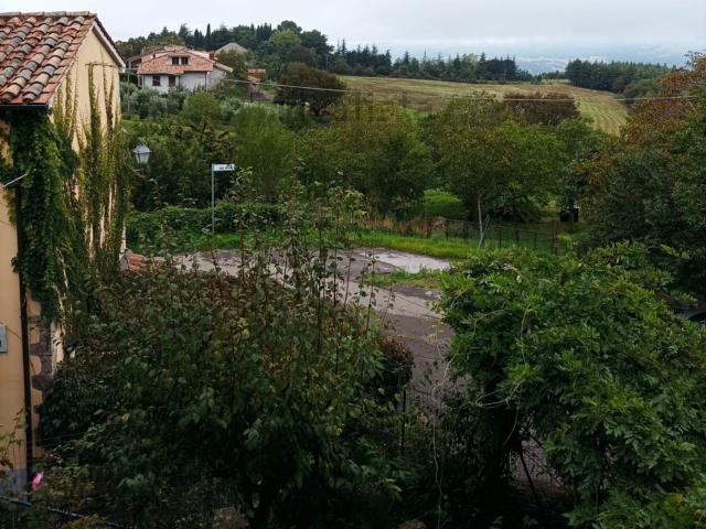Appartamento in vendita di 95 m² in Via Aldobrandeschi, 143