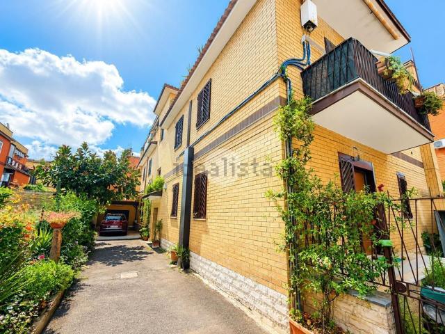 Appartamento in vendita di 95 m² in Via Alfredo Blasi, 1