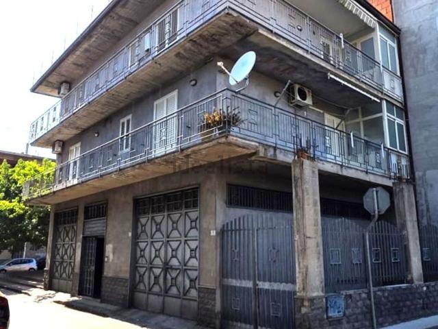 Appartamento in vendita di 95 m² in Via Amalfi