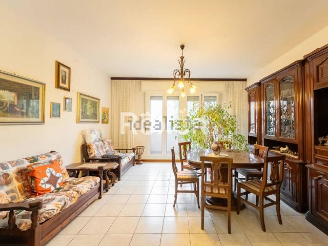 Appartamento in vendita di 95 m² in Via Appennini, 107
