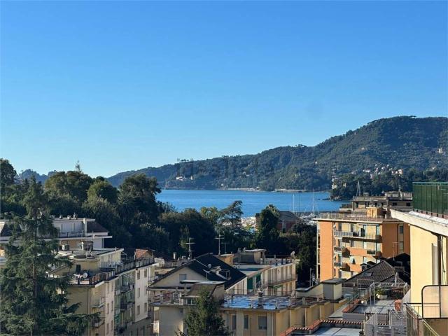 Appartamento in vendita di 95 m² in Via Aurelio Baisi