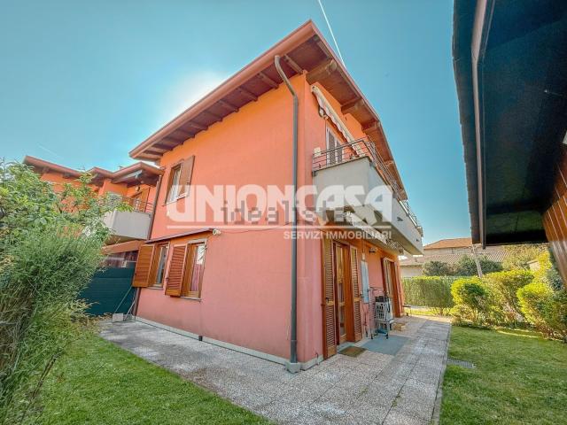 Appartamento in vendita di 95 m² in Via Bellini