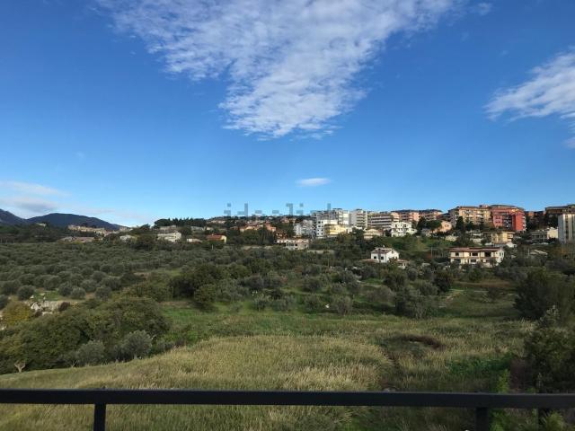 Appartamento in vendita di 95 m² in Via Biagio Miraglia