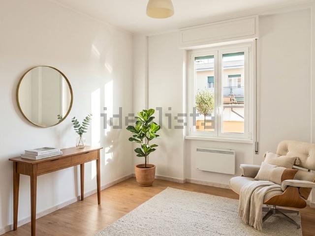 Appartamento in vendita di 95 m² in Via Biella, 24
