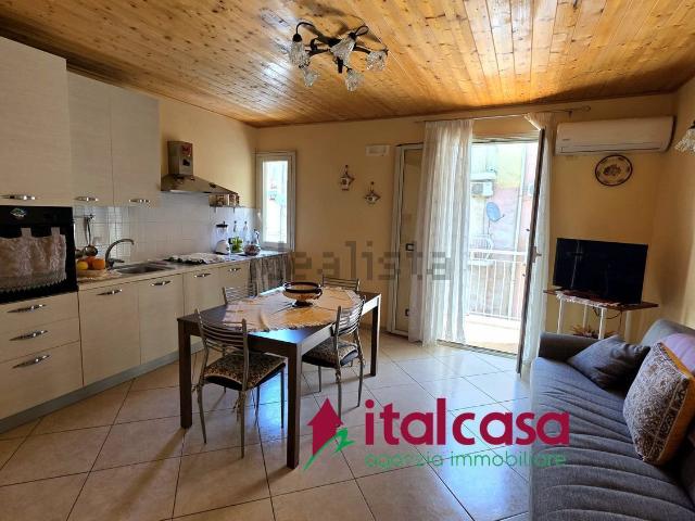 Appartamento in vendita di 95 m² in Via Bologna
