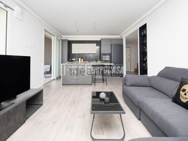 Appartamento in vendita di 95 m² in Via C. Cerioli, 56