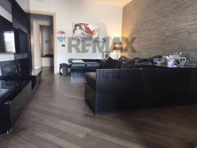 Appartamento in vendita di 95 m² in Via Capitano Pasquale Lofoco, 6