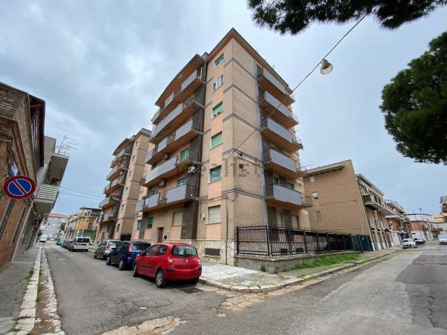 Appartamento in vendita di 95 m² in Via Carlo Poerio