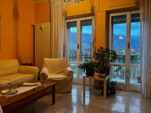Appartamento in vendita di 95 m² in Via Cerrano