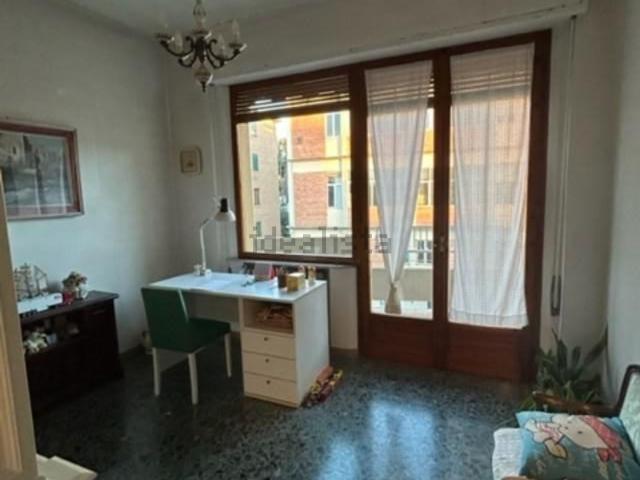 Appartamento in vendita di 95 m² in Via Cesare Battisti