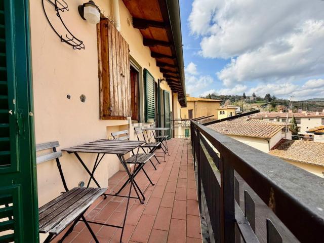 Appartamento in vendita di 95 m² in Via Cesare Battisti, 9