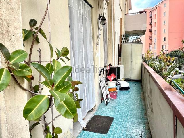 Appartamento in vendita di 95 m² in Via Chiaravagna, 12