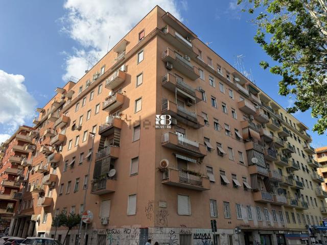 Appartamento in vendita di 95 m² in Via Cipro