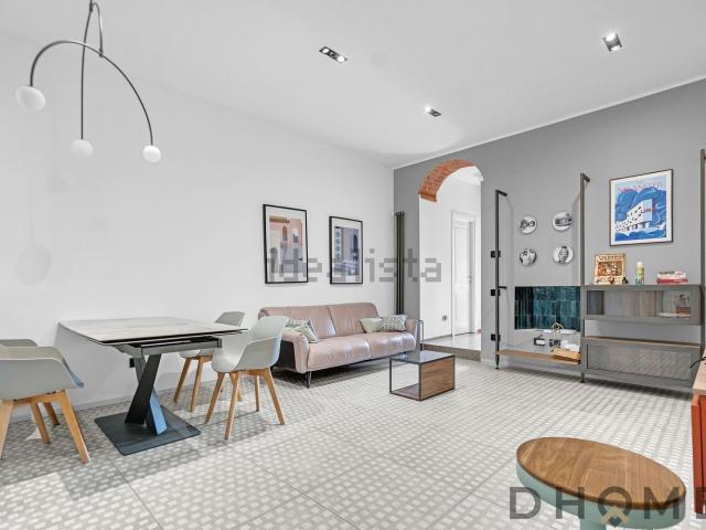 Appartamento in vendita di 95 m² in Via Conte Rosso, 36