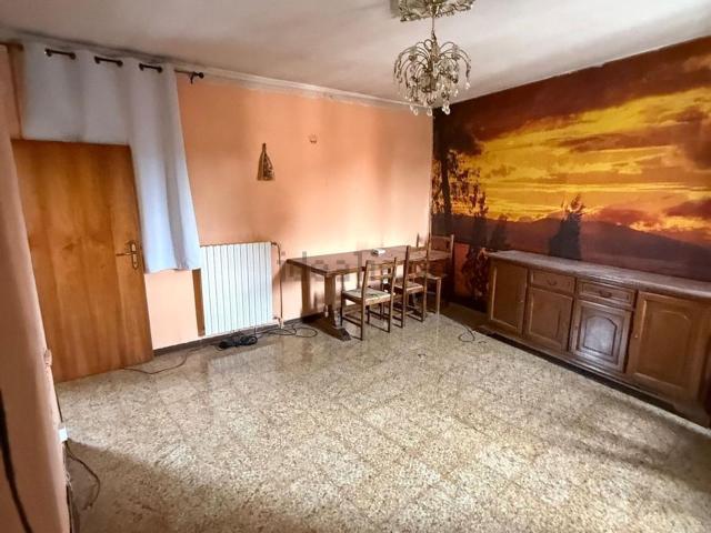 Appartamento in vendita di 95 m² in Via Collegio Vecchio, 244