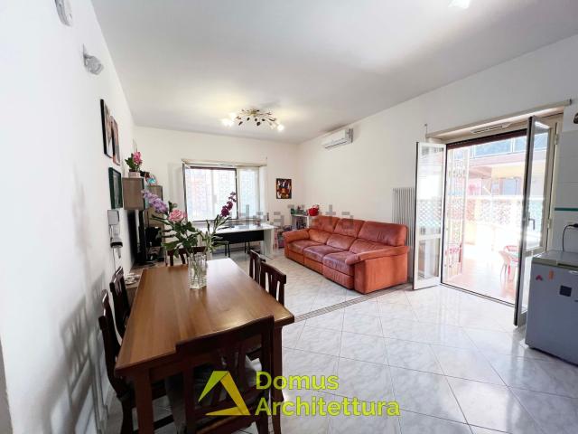 Appartamento in vendita di 91 m² in Via Colonia, 7