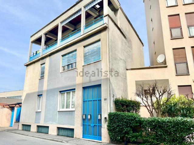 Appartamento in vendita di 95 m² in Via Costantino Nigra, 27