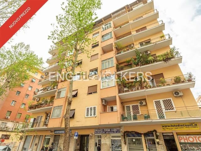 Appartamento in vendita di 95 m² in Via Costantino