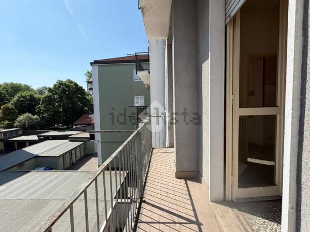 Appartamento in vendita di 95 m² in Via Damiano Chiesa, 3
