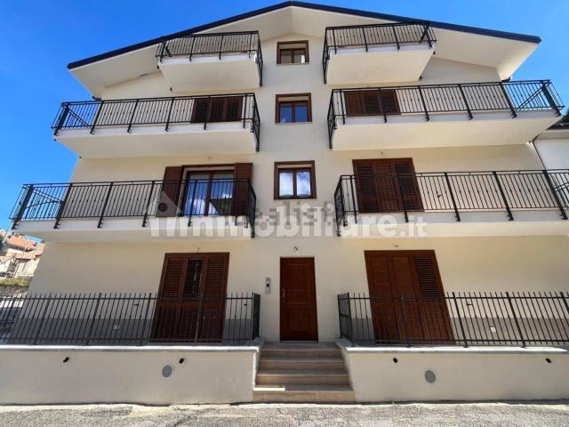 Appartamento in vendita di 95 m² in Via Dante Alighieri, 16